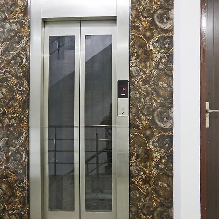 오요 48664 고우르 화이트 하우스 호텔 뉴델리 외부 사진